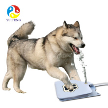 Melhor Tecnologia Pet cão Ativado Fountain Saudável Ao Ar Livre 40 Mangueira Pet Spray de Água Da Fonte Da Fonte Da Fonte Da Fonte de Água Pata de Pulverizador